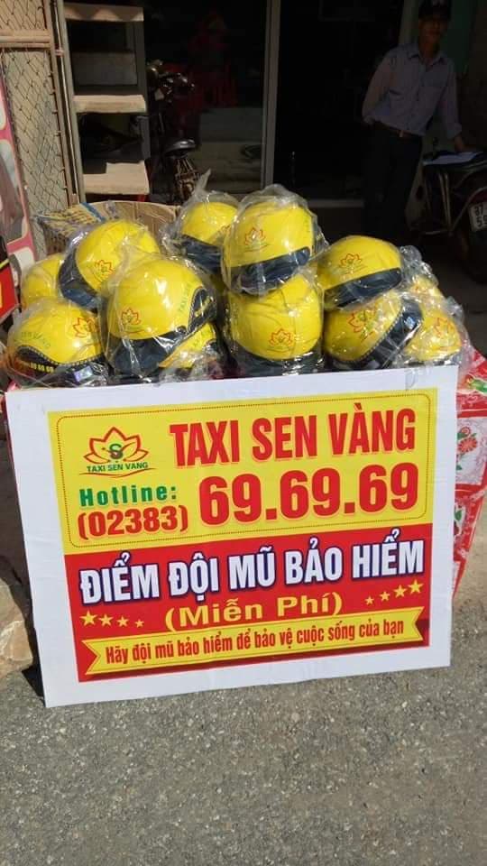 Taxi Sen Vàng