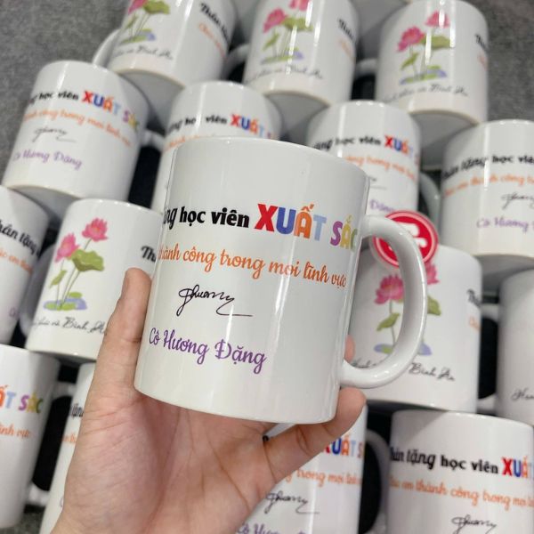 Vì sao nên chọn Quà Tặng Thiên Việt khi làm cốc sứ theo yêu cầu