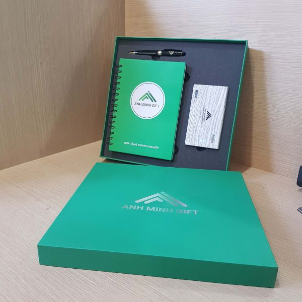 Bộ quà tặng doanh nghiệp là gì