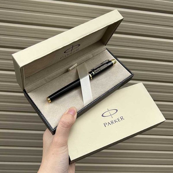 Bút ký cao cấp khắc tên thương hiệu