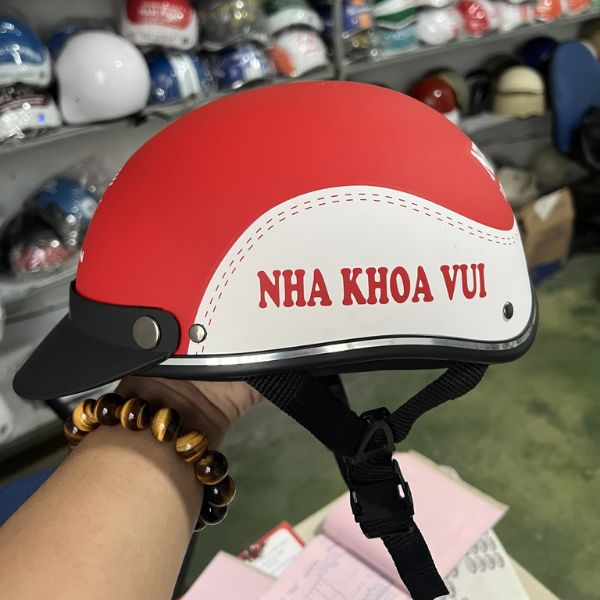 Mũ bảo hiểm thương hiệu