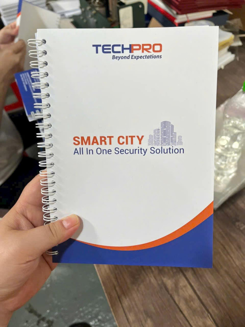 Sổ tay quà tặng doanh nghiệp in logo chuyên nghiệp