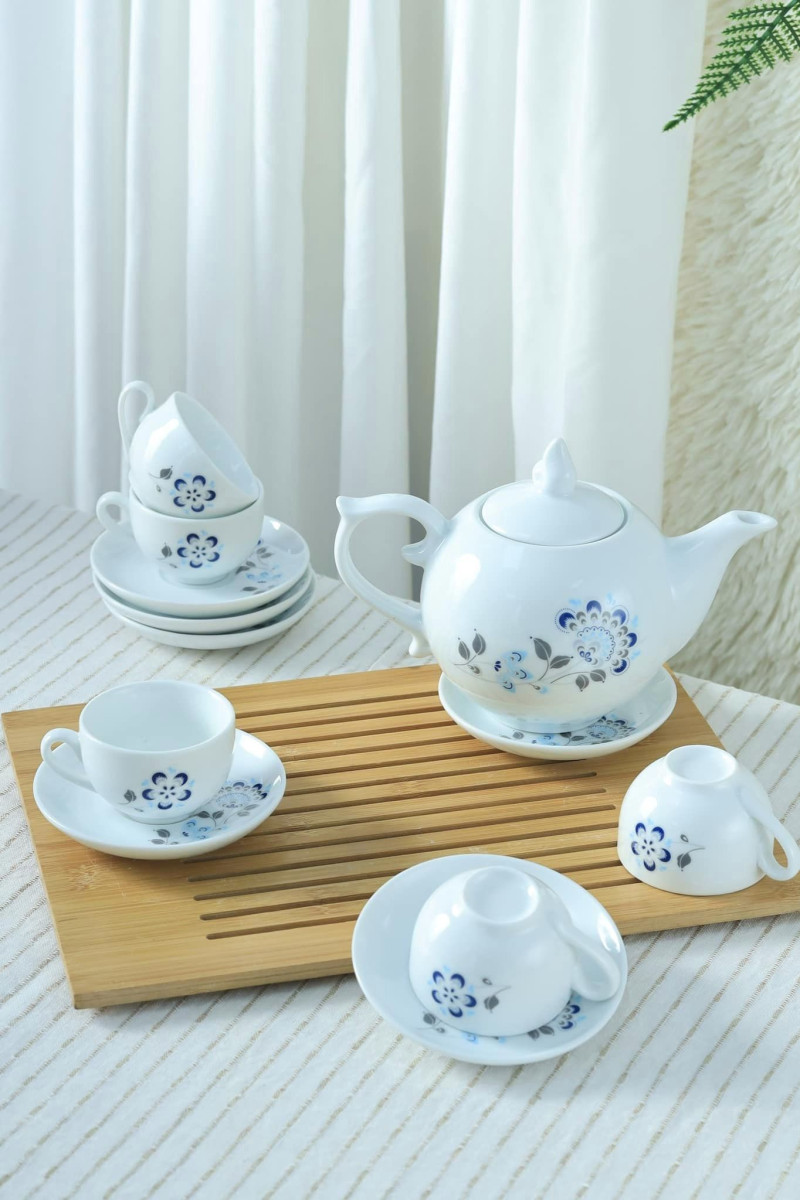Bộ ấm chén in logo làm quà tặng đối tác ý nghĩa