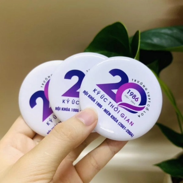 Móc khóa mang dấu ấn lớp học